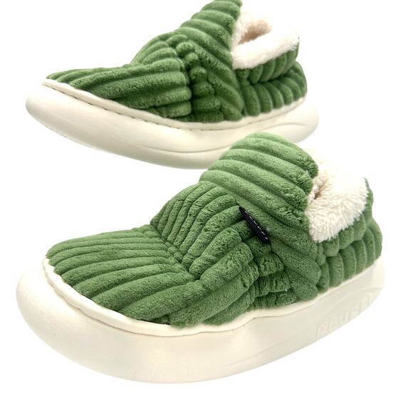 Pluffi Puffy Green Bootie Slippers EU 34-35 US Big Kid 3-4 Cozy Plush Soft - Picture 1 of 5